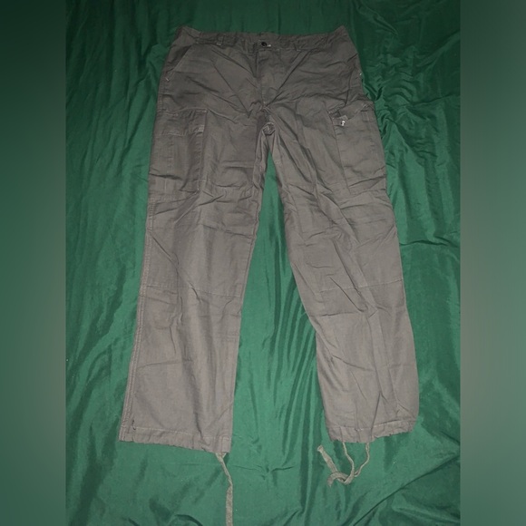 Men’s Carhartt Cargo Pants - Picture 2 of 5